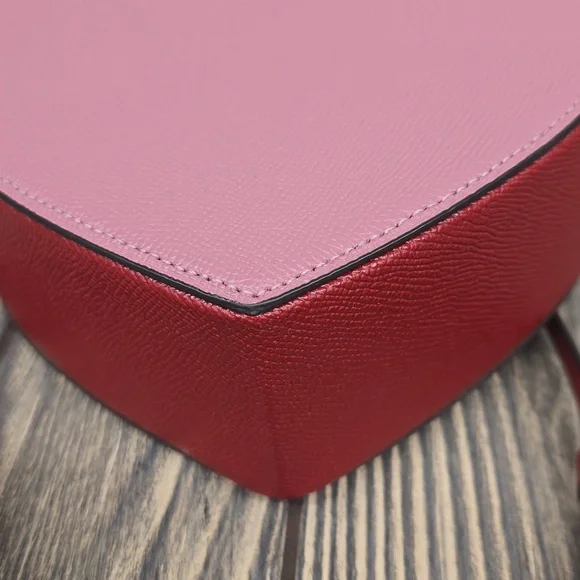 NEW Coach Limited Edition Heart Purse - Picture 5 of 10